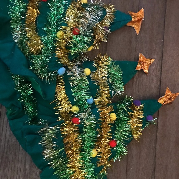 Fun Holiday Hats - Picture 7 of 7